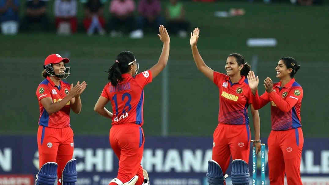 নিউজিল্যান্ডের দুই হাজার রানের ক্লাব: ৬ থেকে ৩৩ — যে সংখ্যাটি প্রতিভার নয়, সময়সূচির